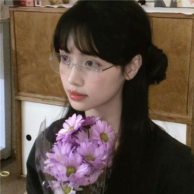 卡门和罗拉